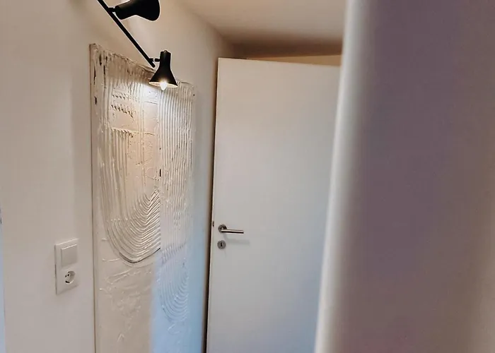 山林小屋 Weingut Holler Weingarten *