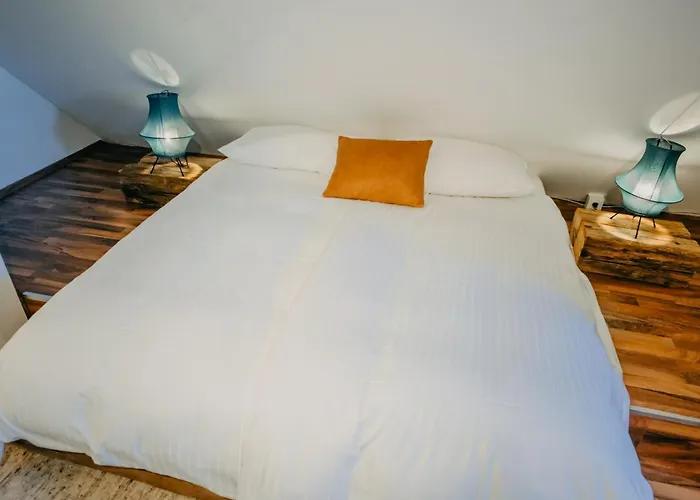 Weingut Holler Weingarten Lodge *