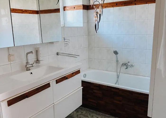 Lodge Weingut Holler Weingarten