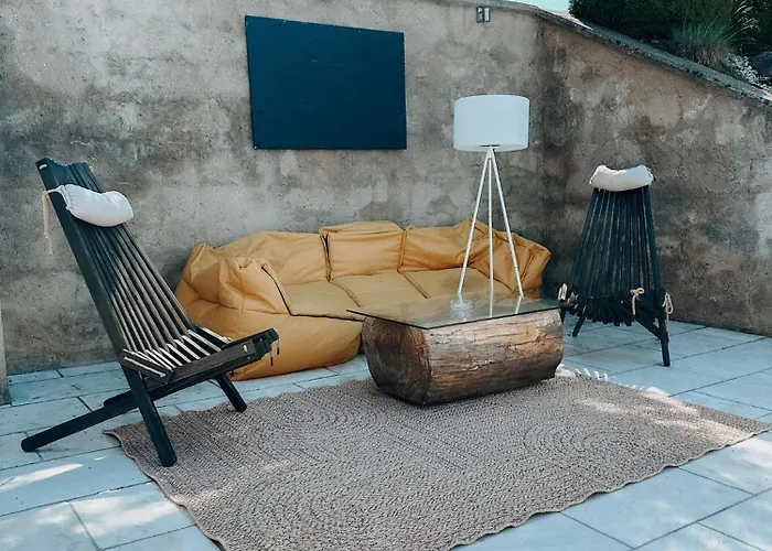 Lodge Weingut Holler Weingarten *